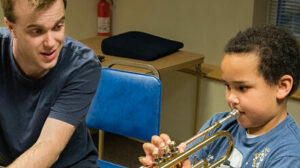5 Ways Private Music Lessons Help Public Music Teachers