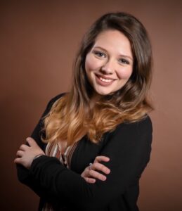 Madison Colasanti - Voice Piano Guitar